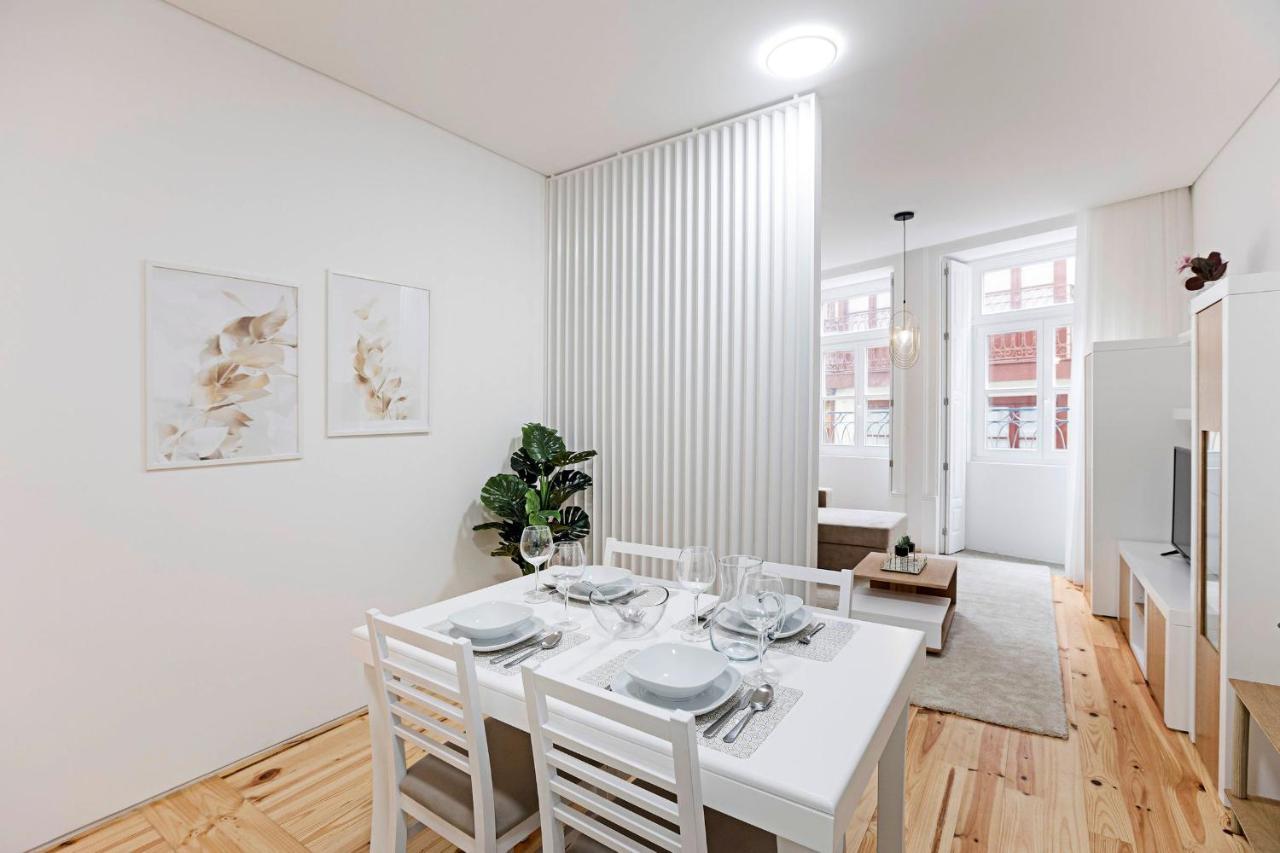 Loios 1Br Flat Downtown By Lovelystay Porto Zewnętrze zdjęcie